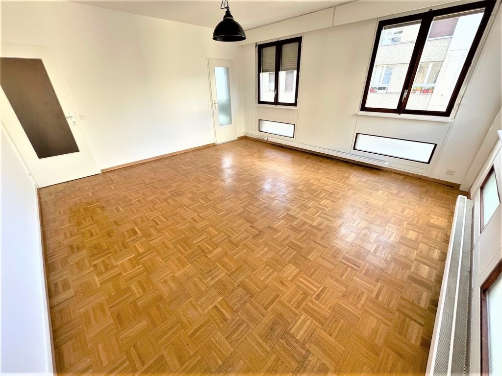 4 rooms apartment, photo 6 of 10
