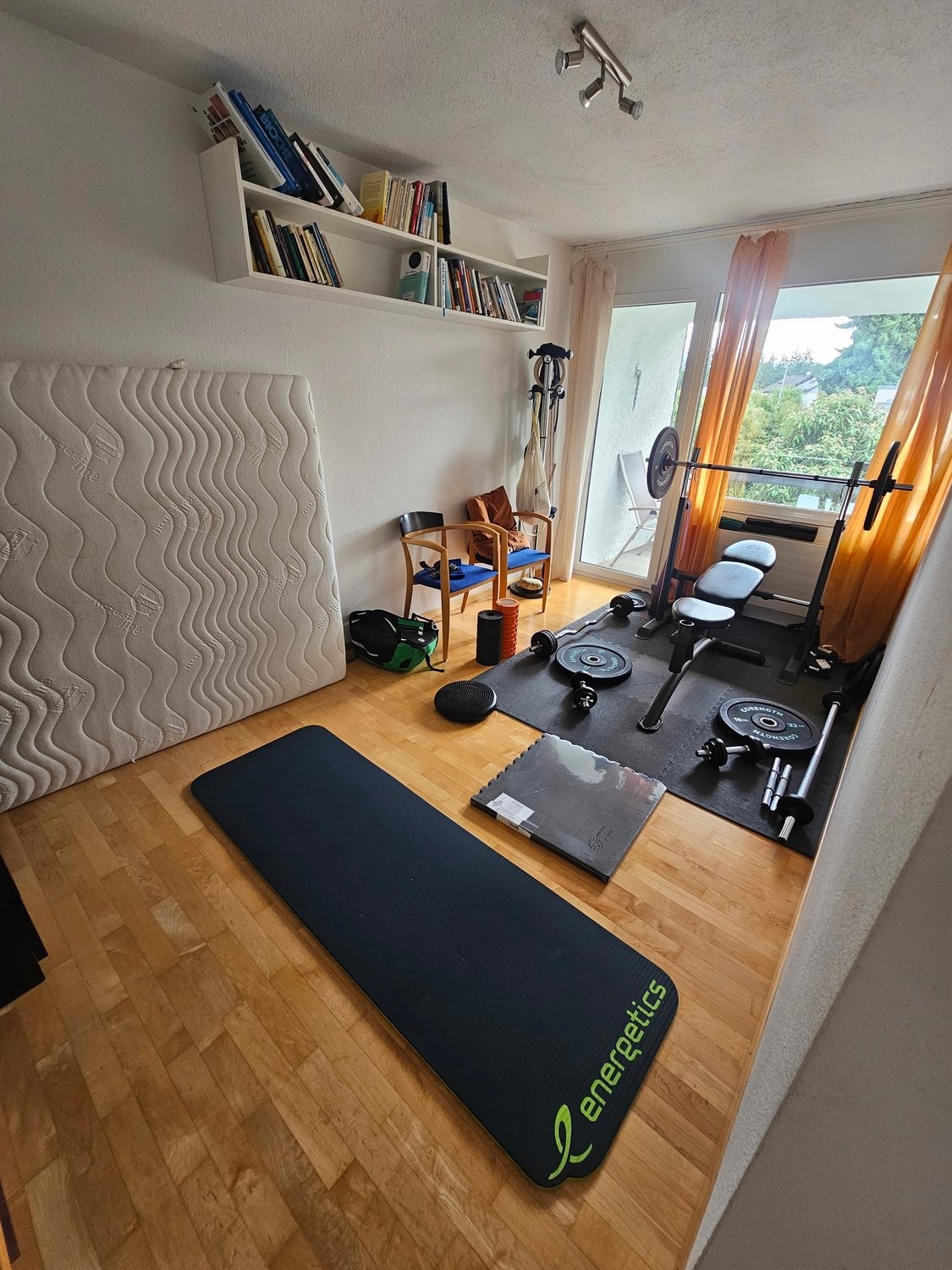 2 rooms furnished flat