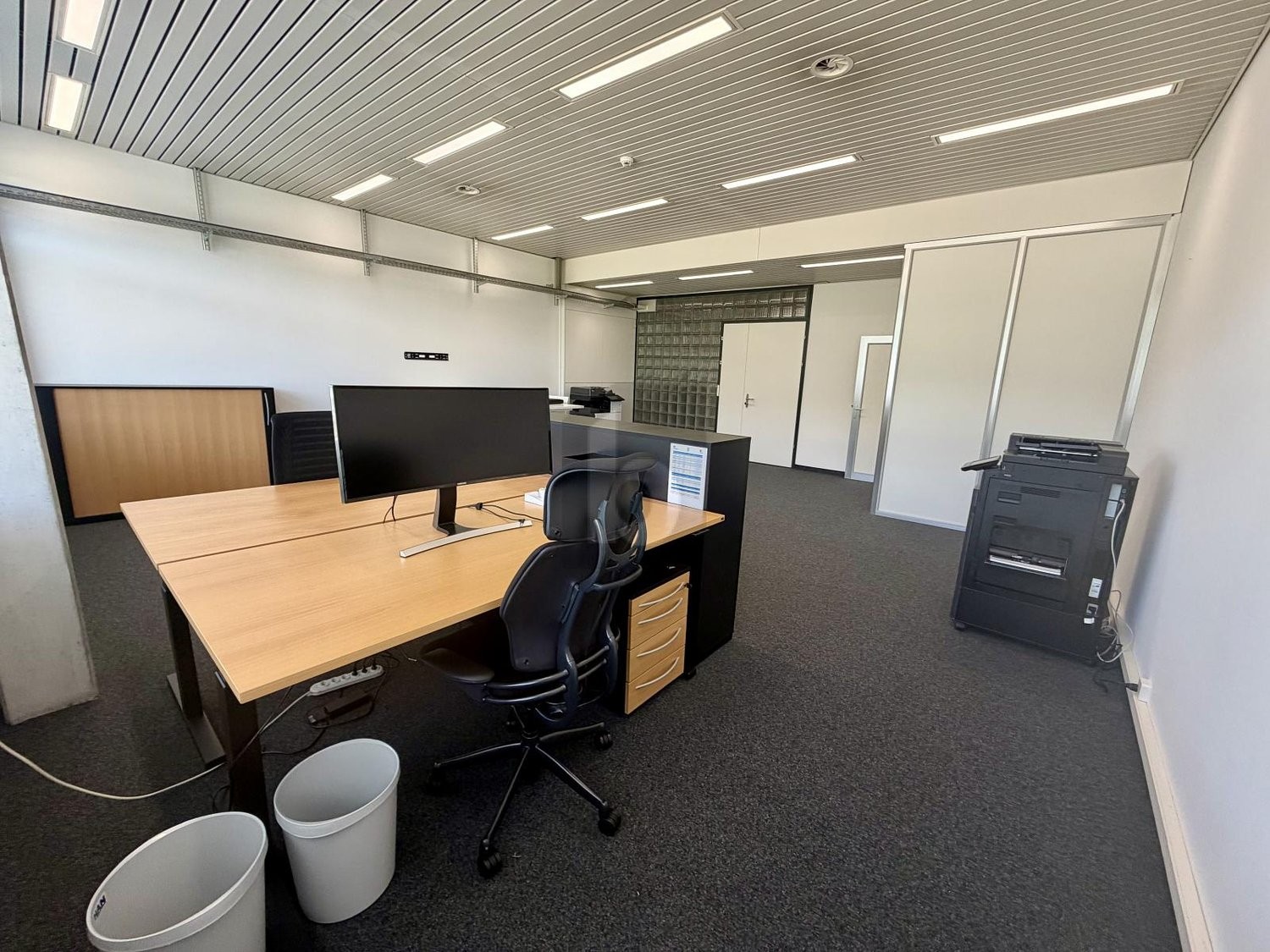 58m² office, photo 1 of 3