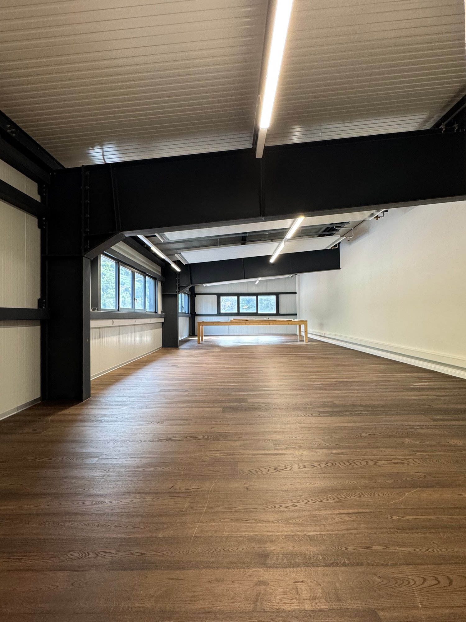 110m² office, photo 1 sur 5