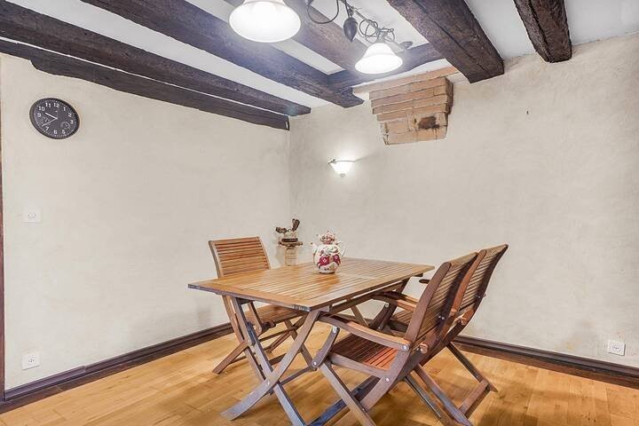 14 ½ rooms multi family house