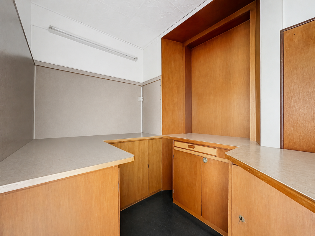90m² commercial, photo 9 of 10