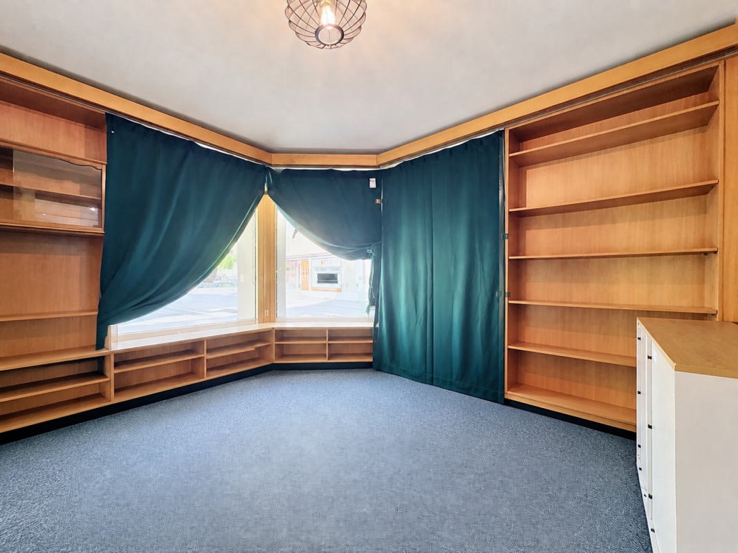 90m² commercial, photo 6 of 10