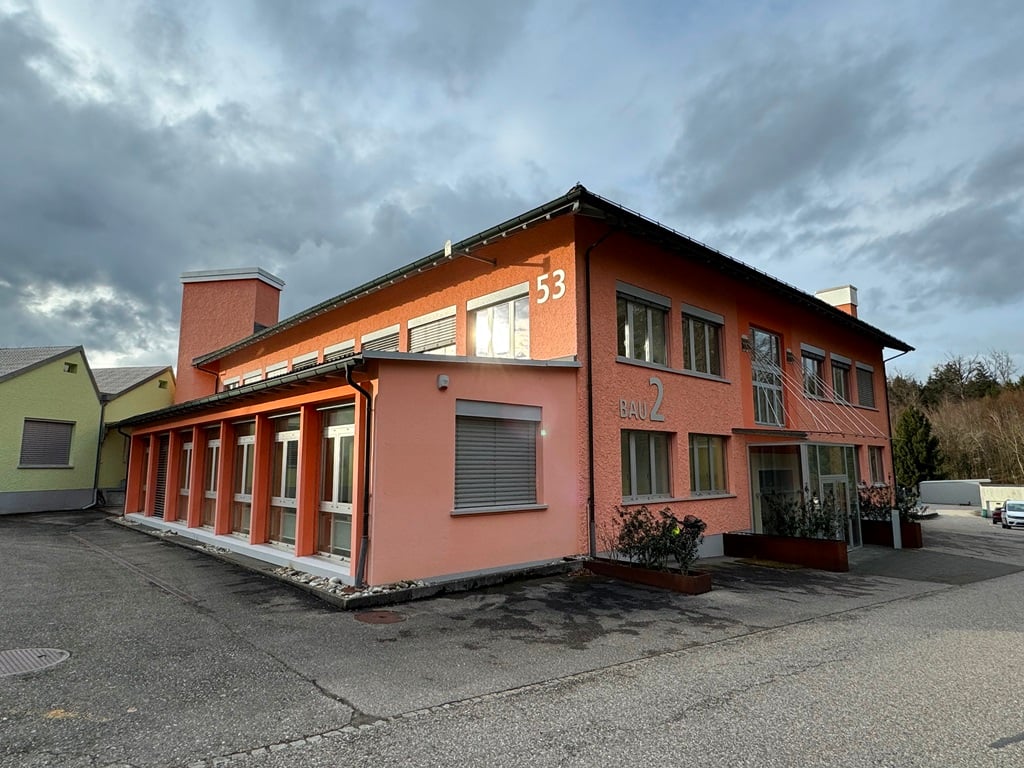 380m² commercial, photo 2 of 8