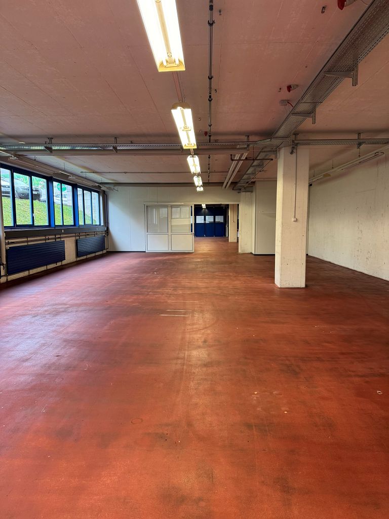380m² commercial, photo 4 of 8