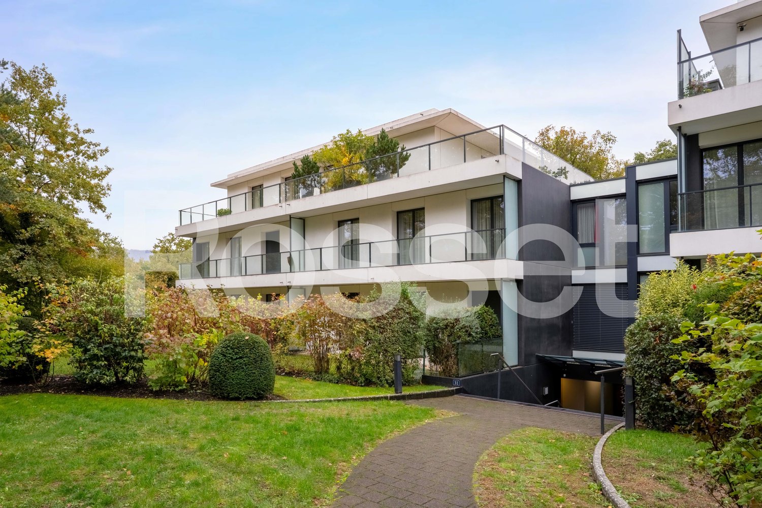 7 rooms apartment