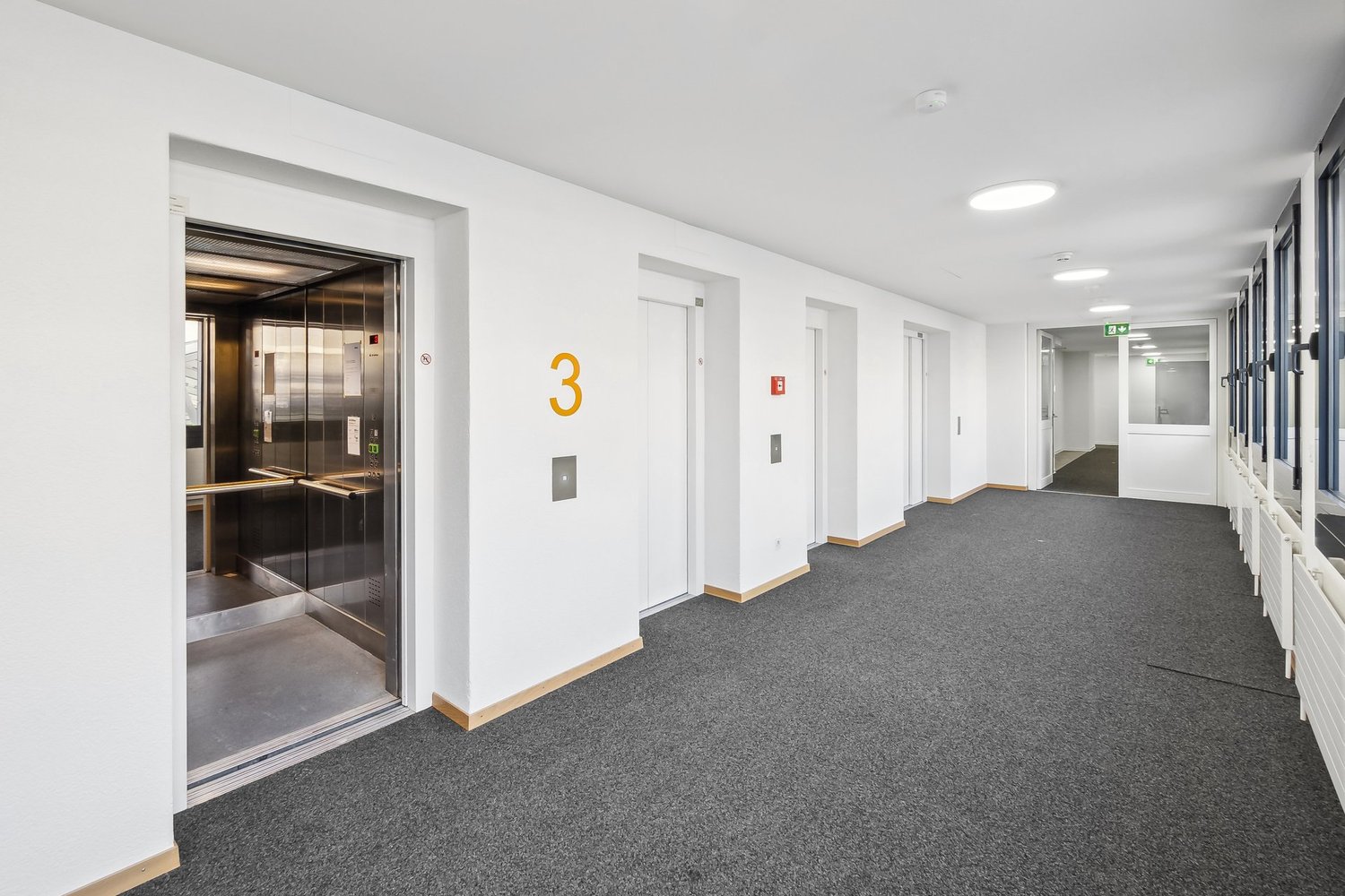 260m² office, photo 6 of 10