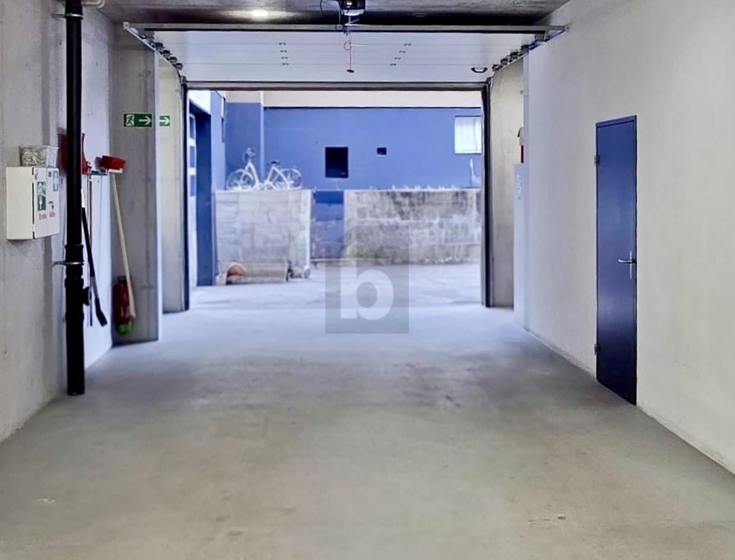 517m² industrial object, photo 3 of 4