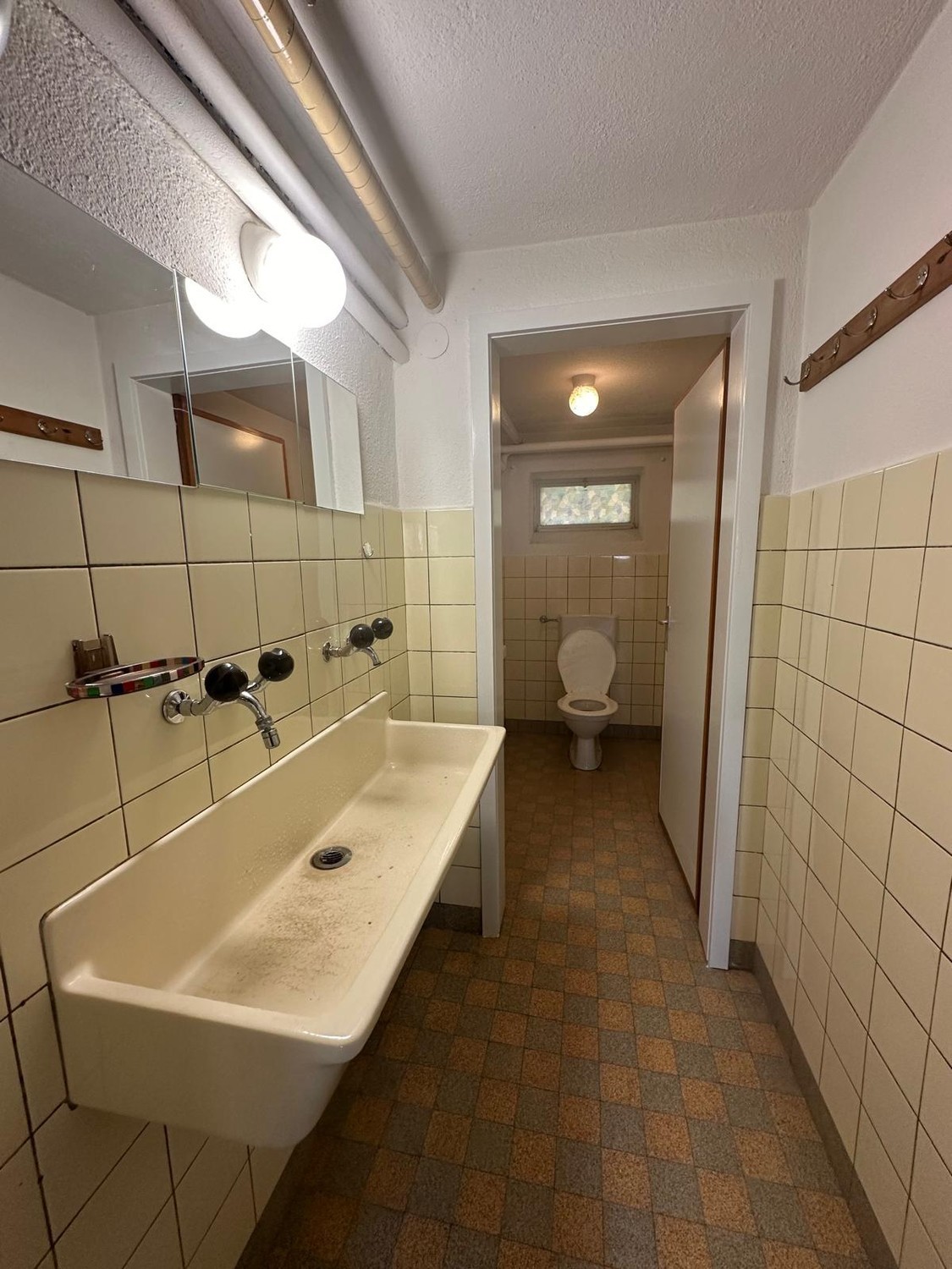 22m² commercial