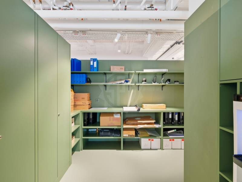 466m² office, photo 9 of 10