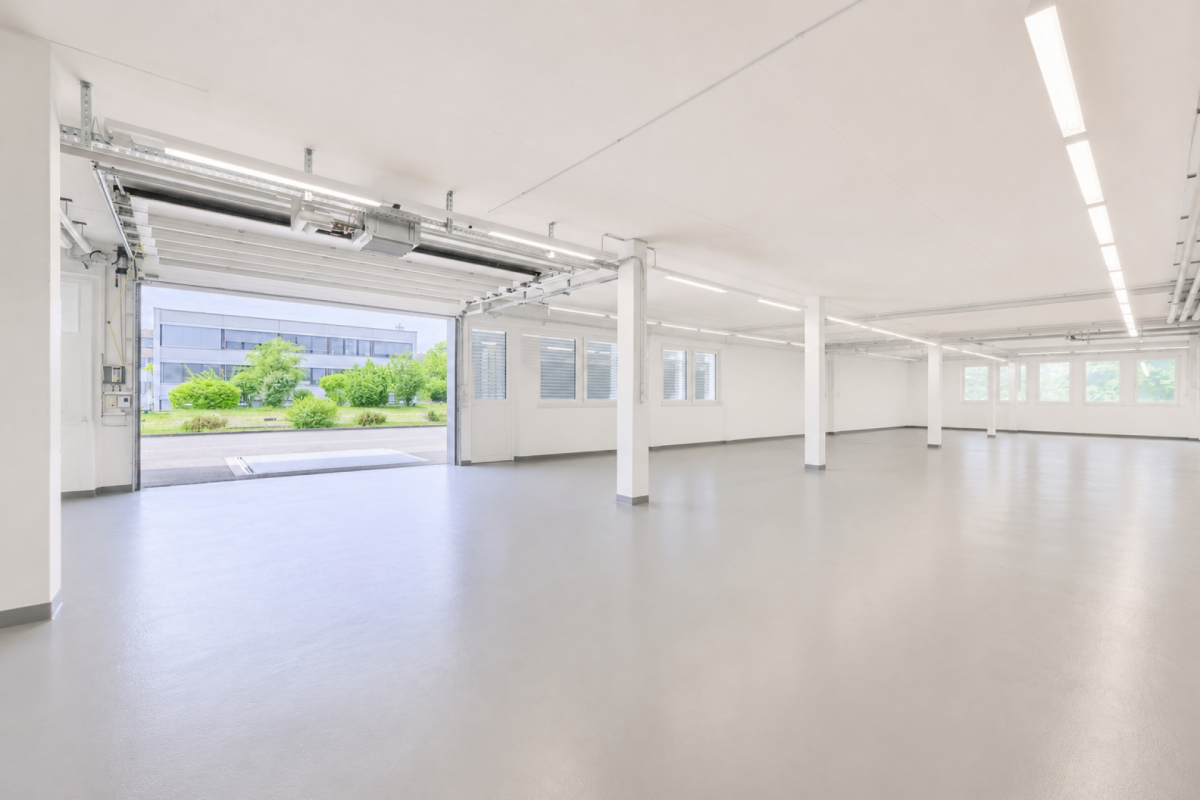 674m² commerciale