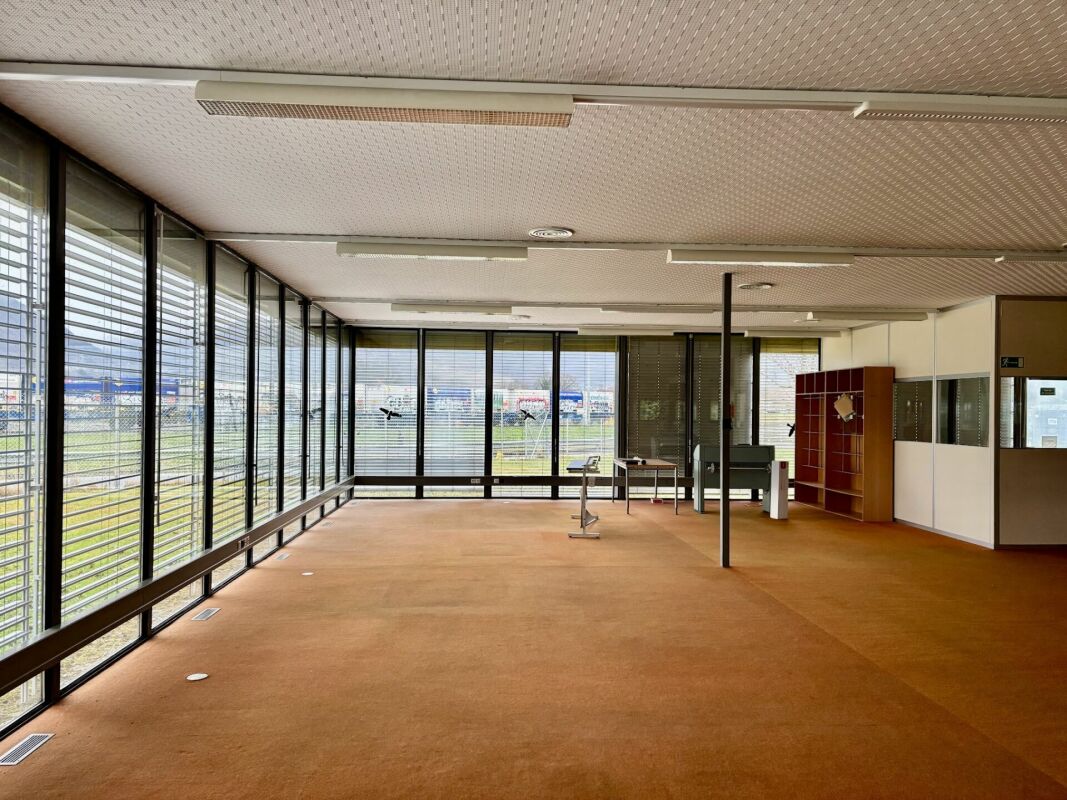 600m² commercial, photo 4 of 10