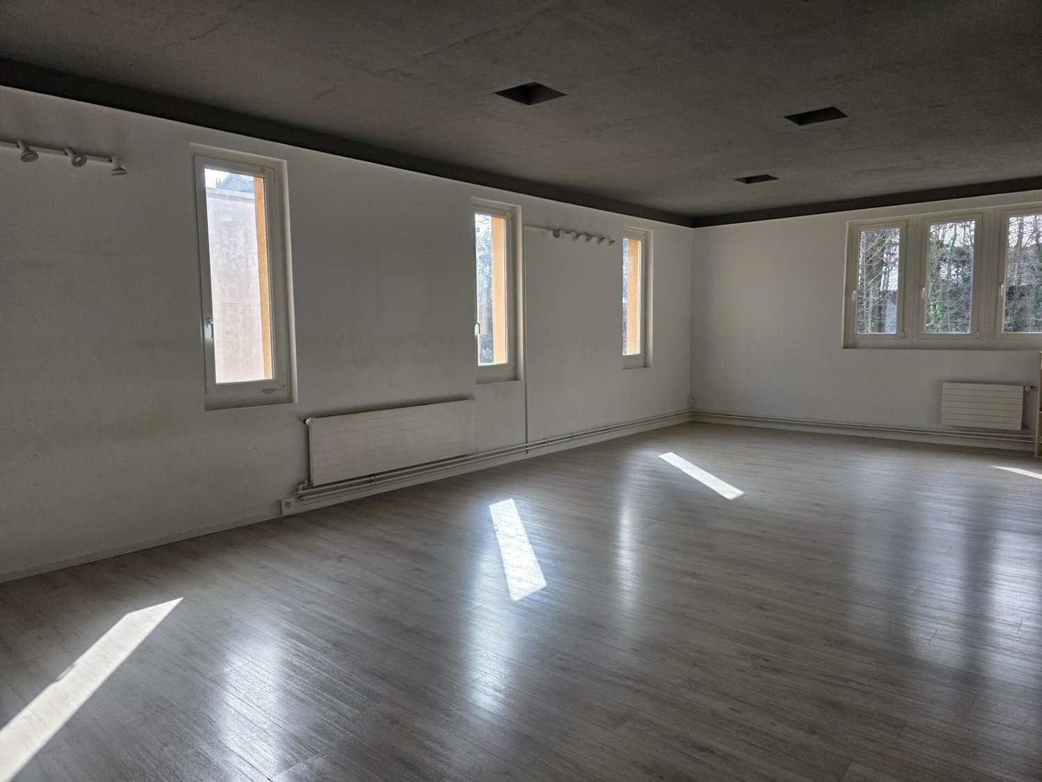 62m² office, photo 1 of 5