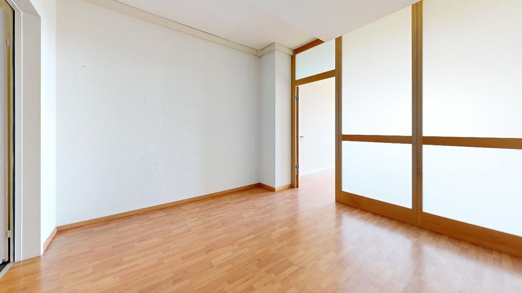 332m² commercial, photo 8 of 10