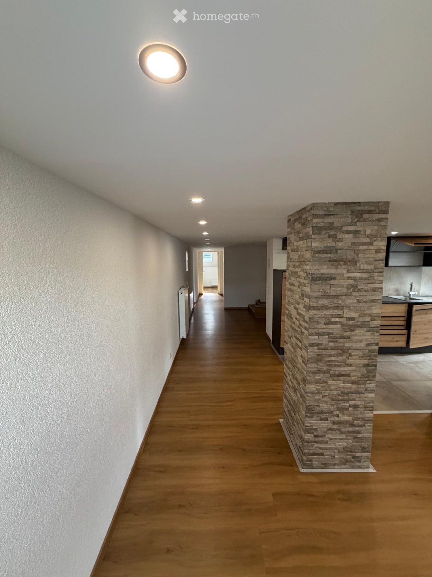 4 rooms apartment, photo 1 of 5