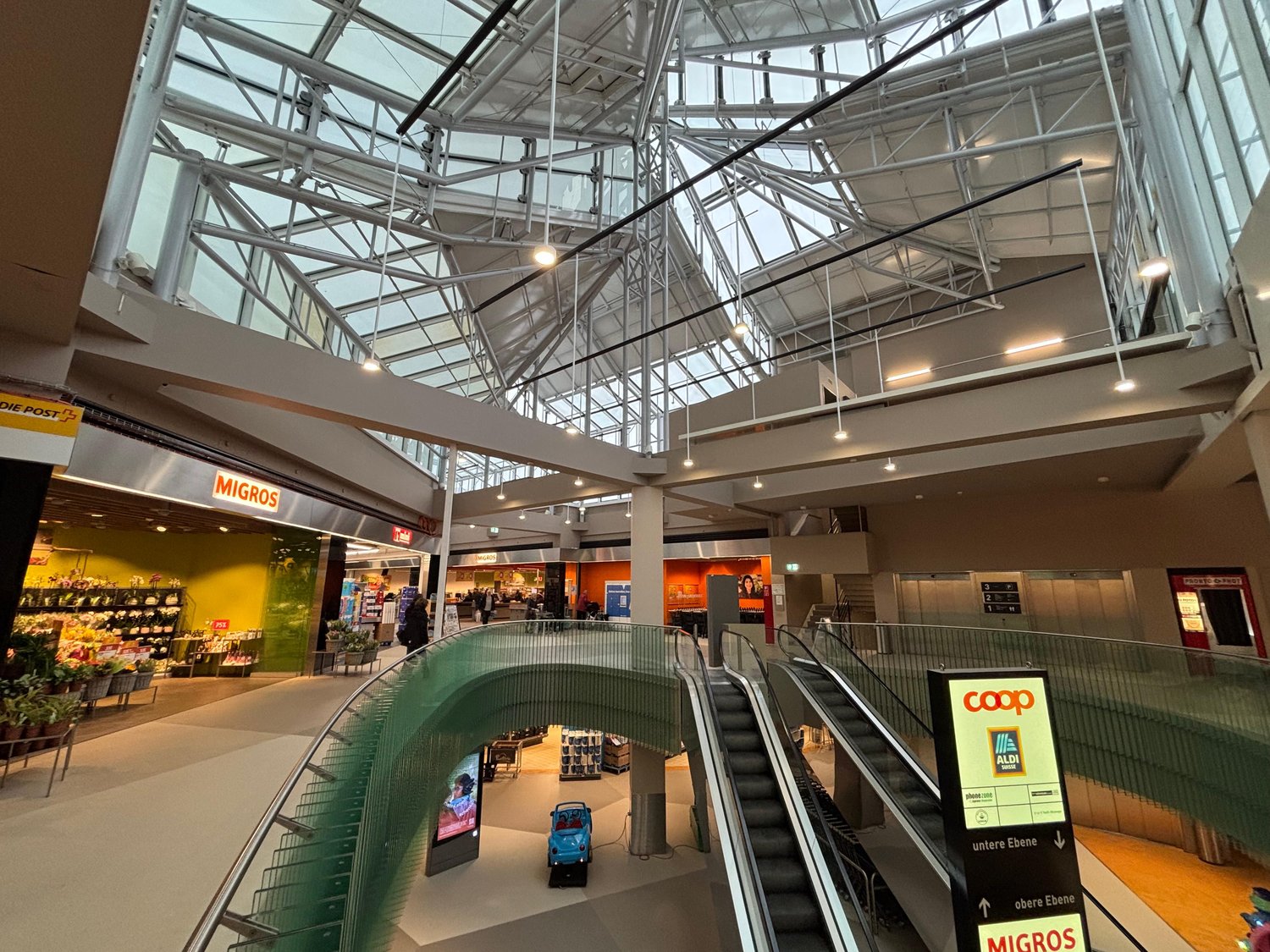 158m² shop, photo 7 of 10