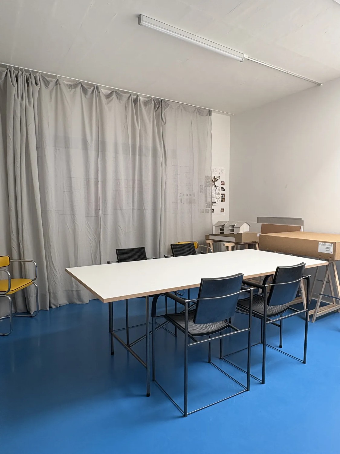 Office, photo 4 of 6
