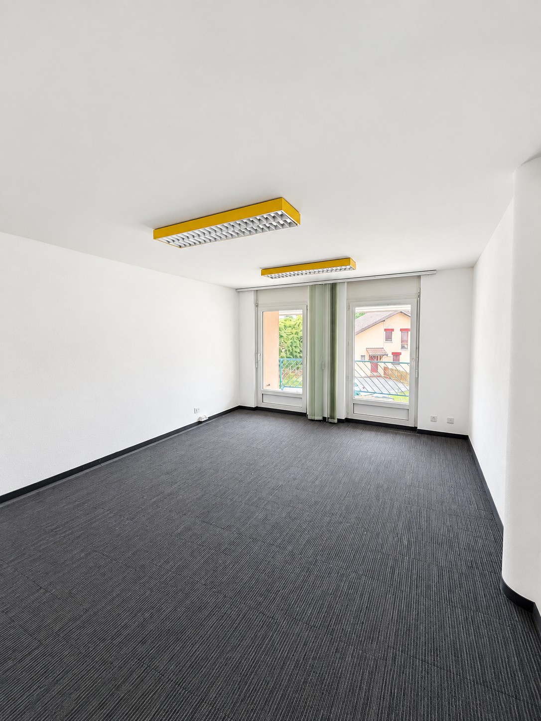 Office, photo 6 of 7