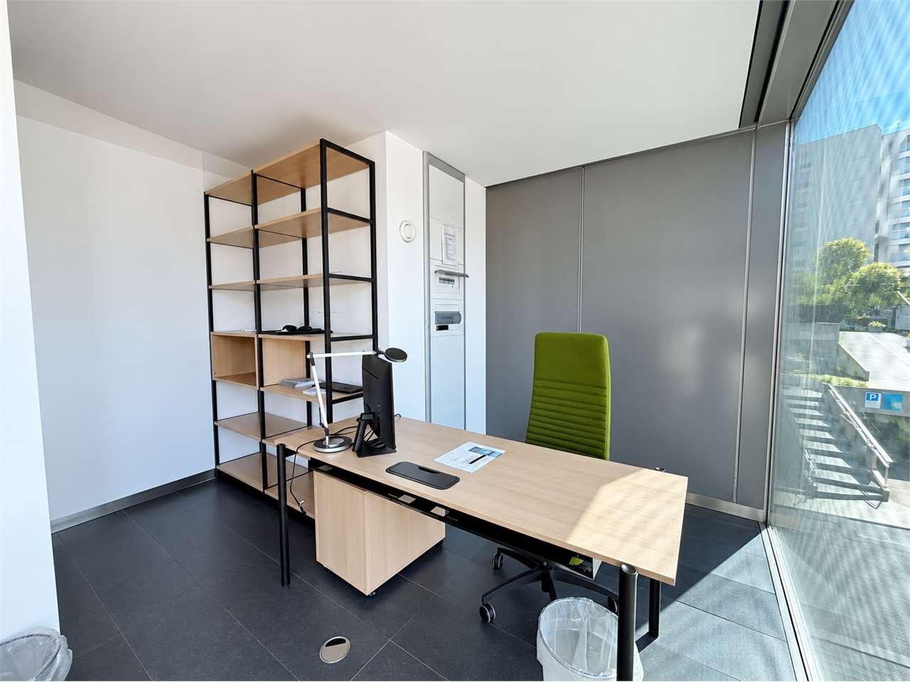 Office, photo 3 of 10