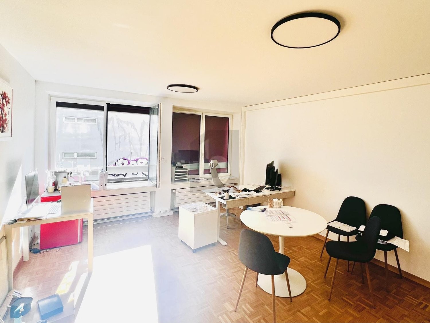 26m² office
