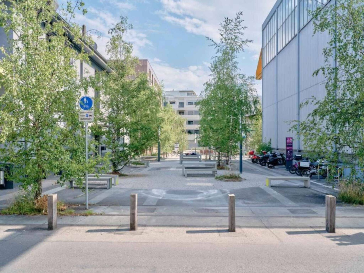 1262m² commercial, photo 2 of 10