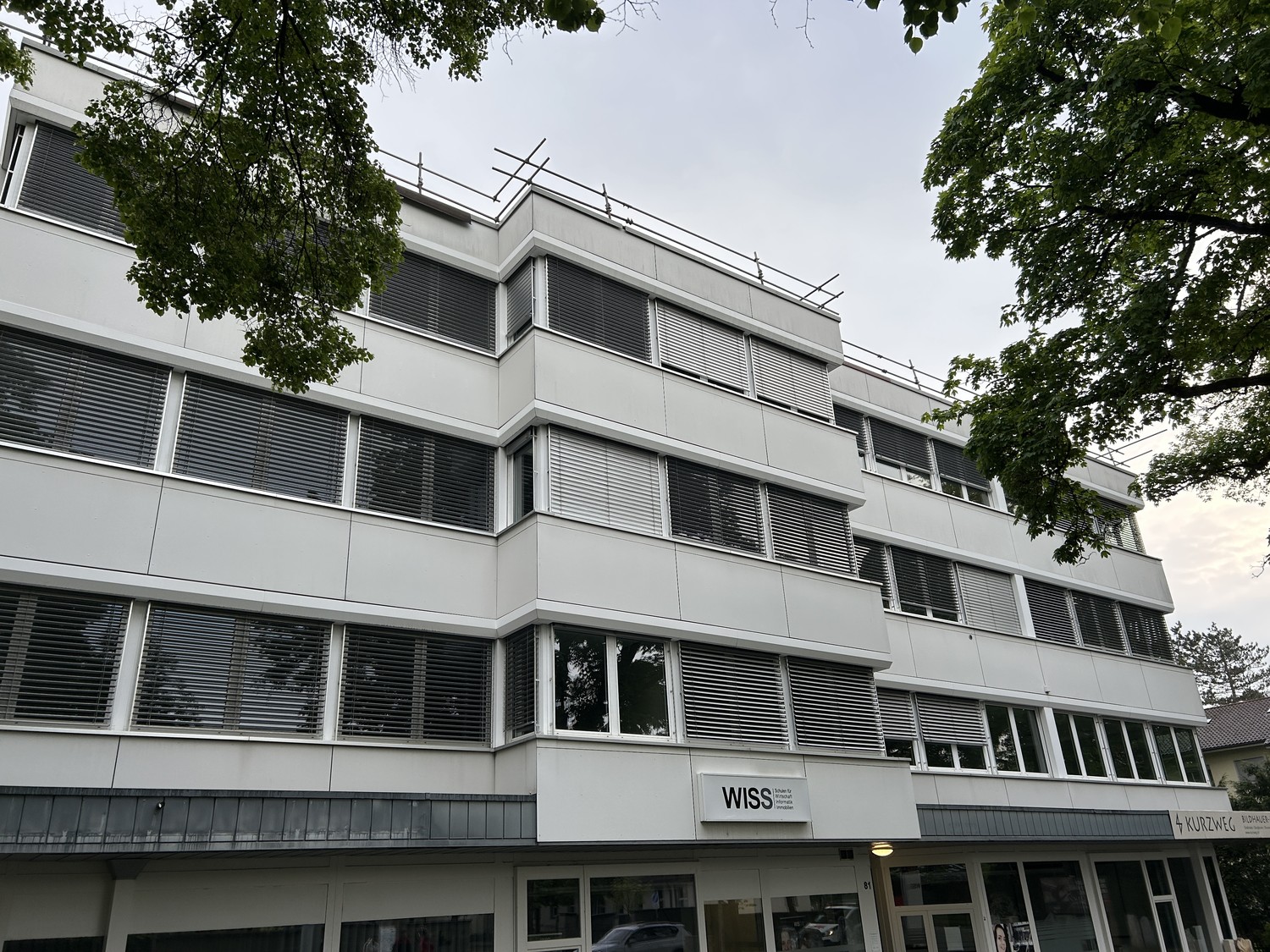 425m² office, photo 2 of 6