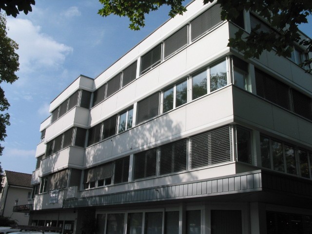 425m² office, photo 1 of 6