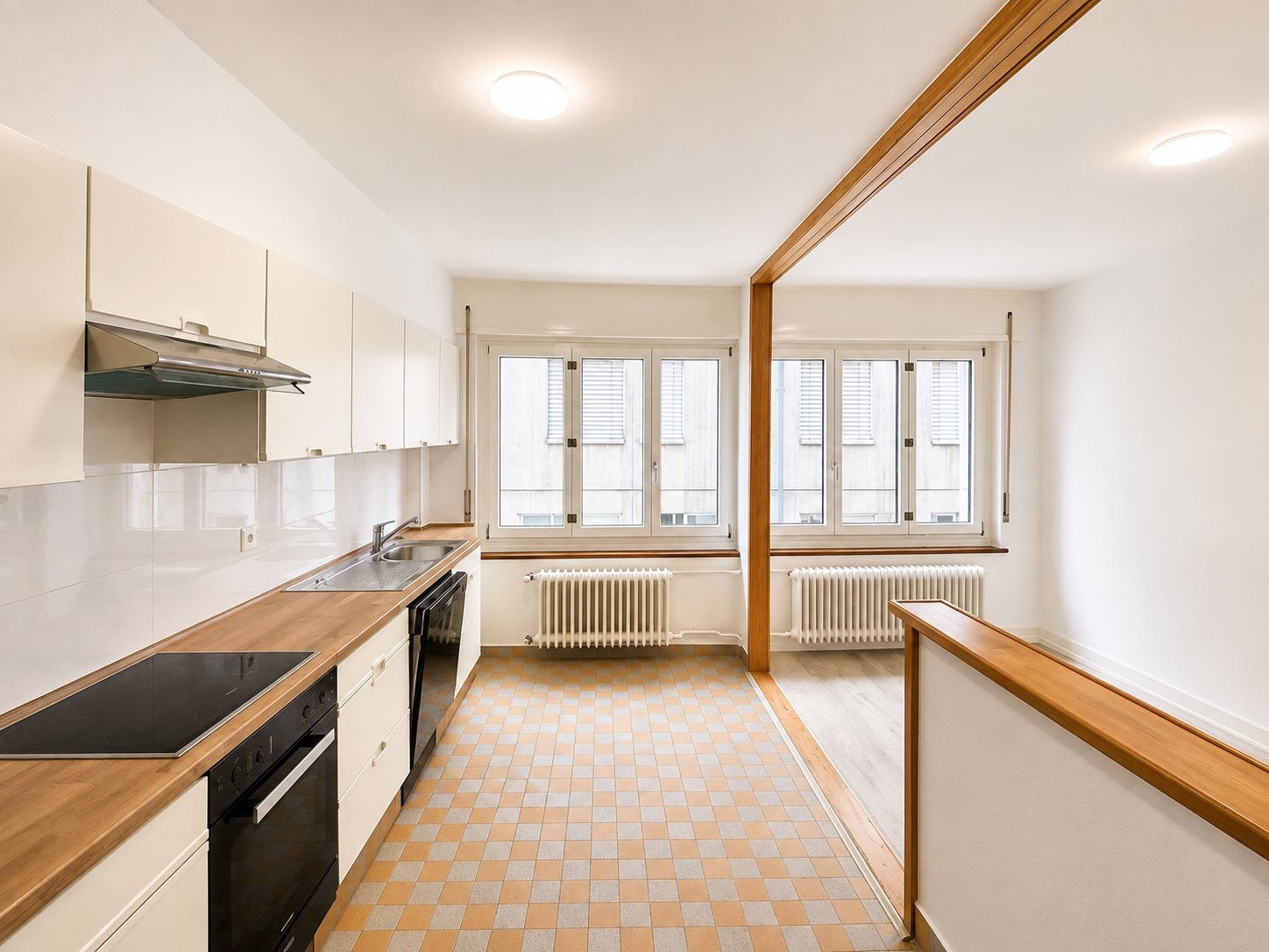 4 rooms apartment, photo 1 of 4