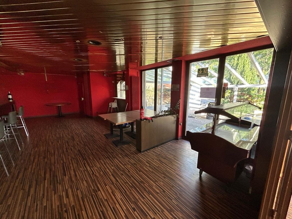 170m² restaurant, photo 3 of 9