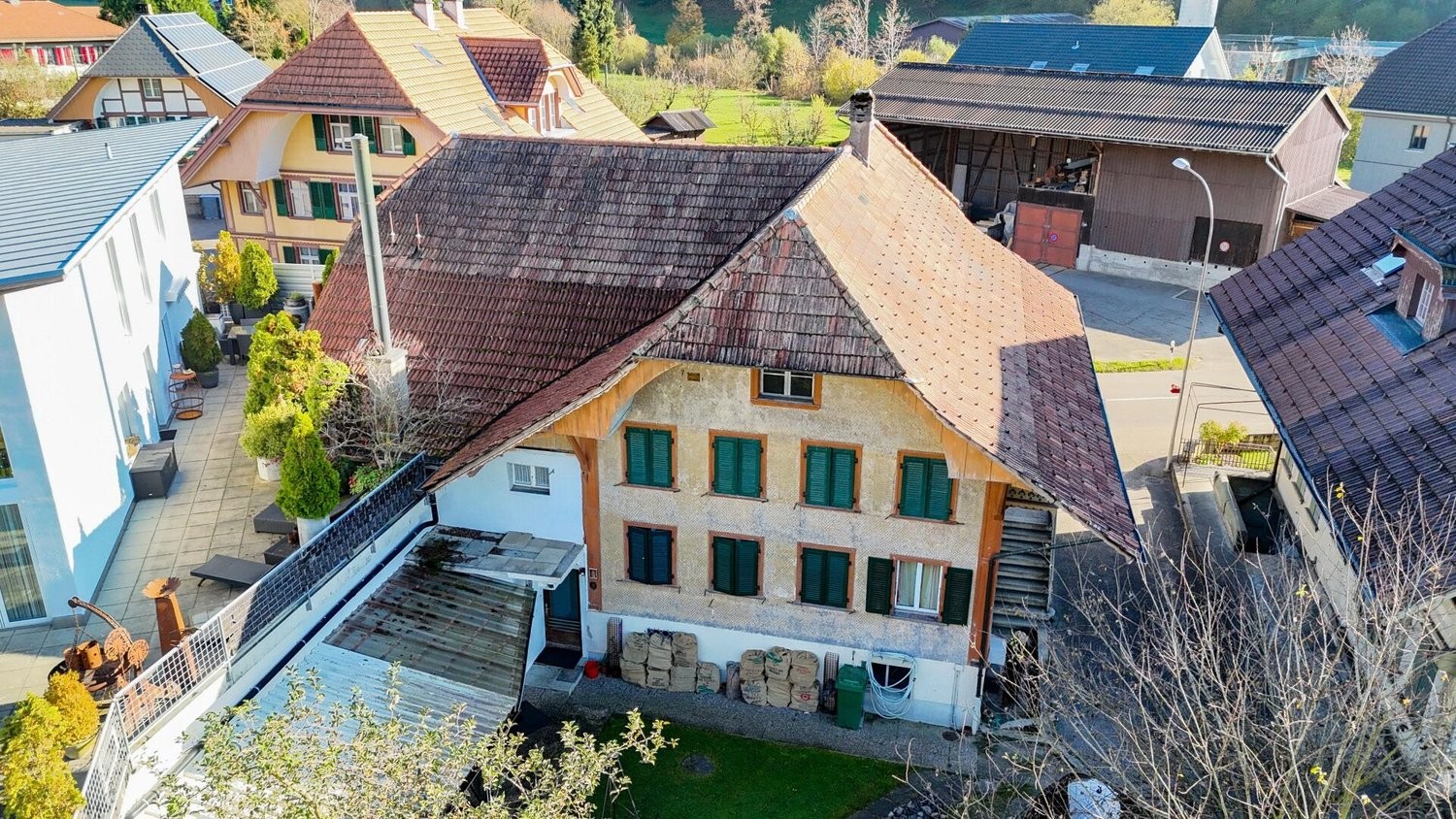 10 ½ pièces maison multifamiliale, photo 2 sur 10