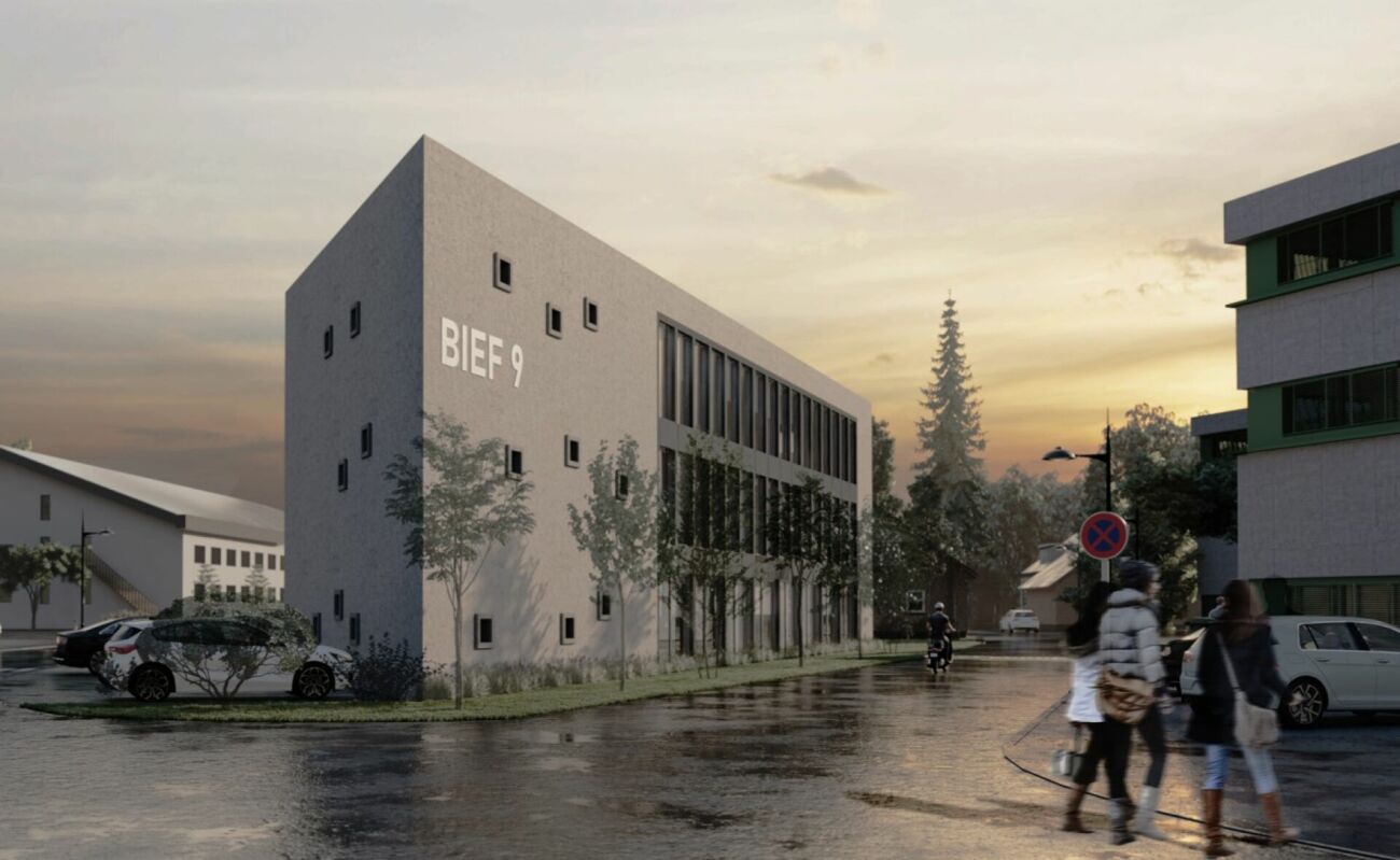 356m² commercial, photo 2 of 9