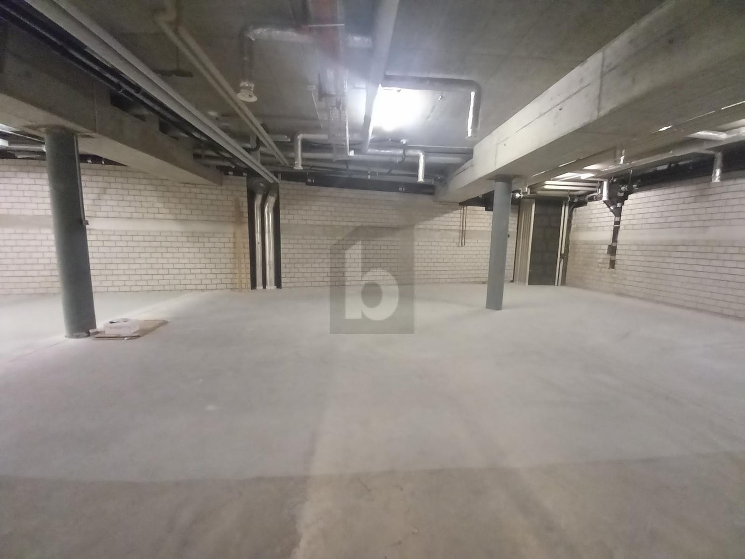 Deposito di 300m²