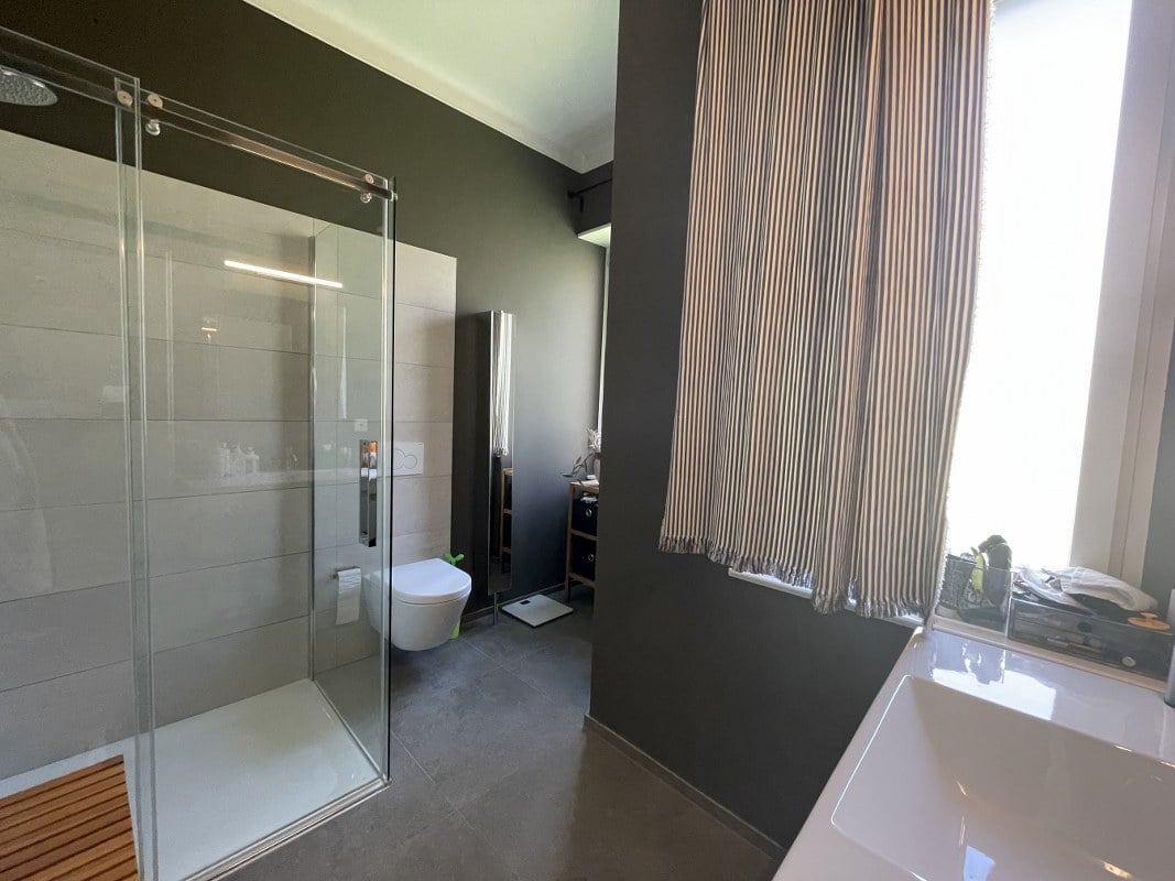 5 rooms apartment, photo 8 sur 8