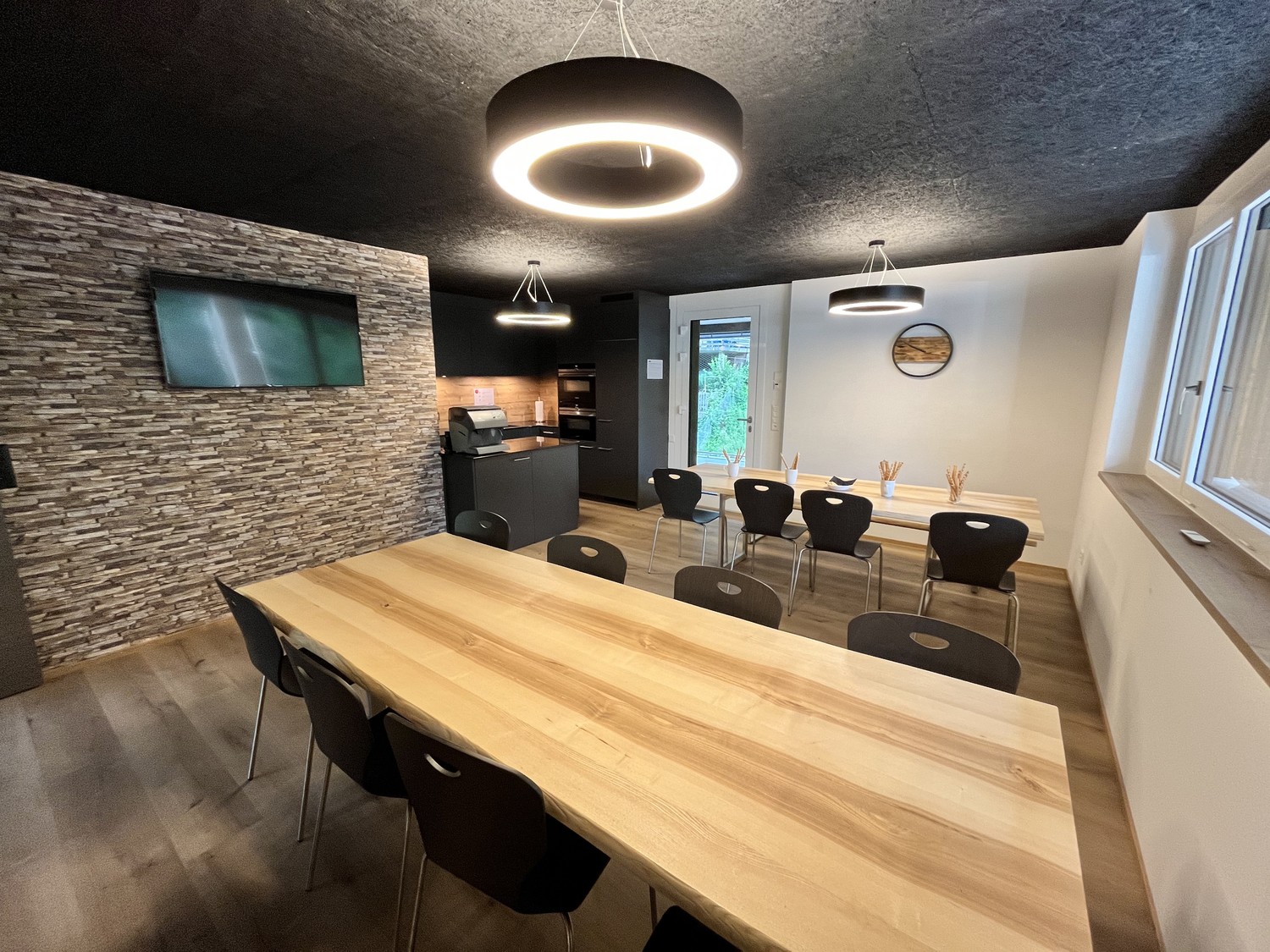 Office, photo 2 of 7
