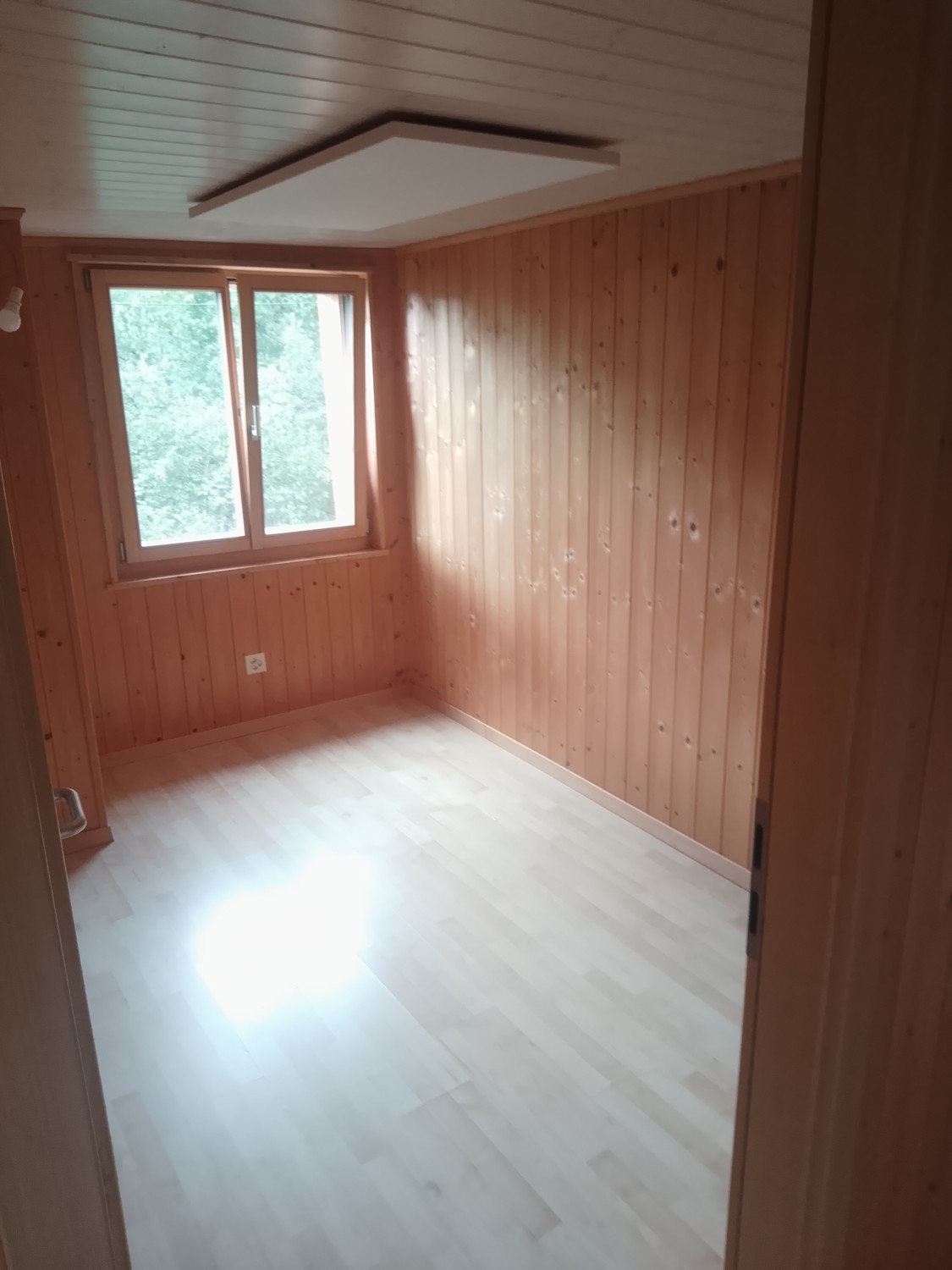 5 rooms apartment