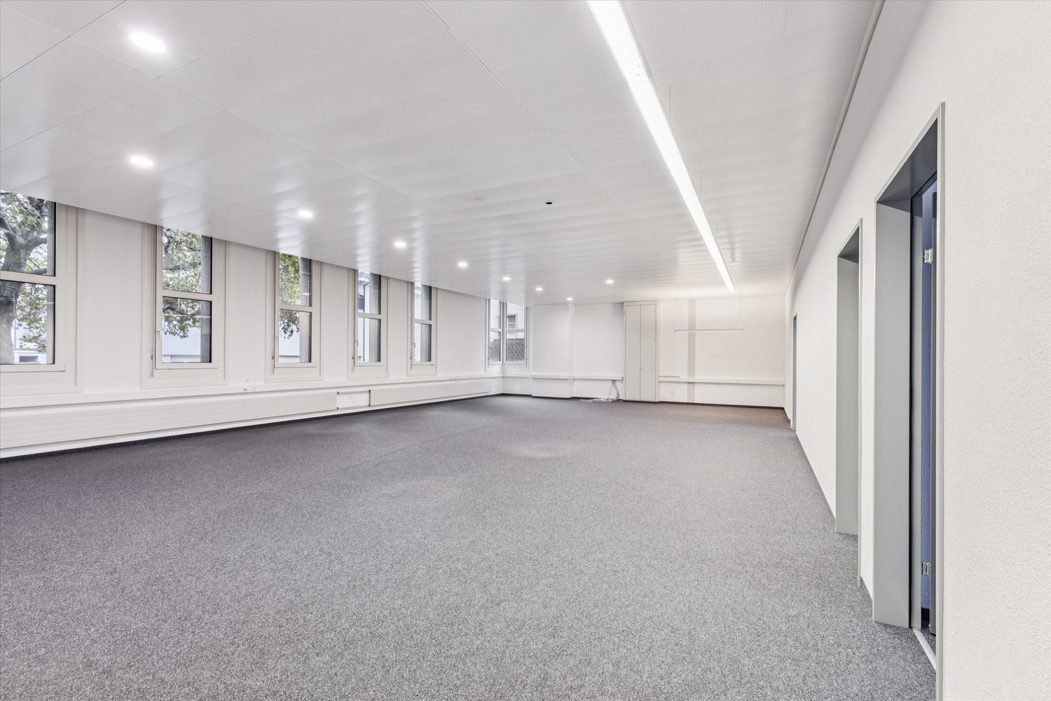 175m² commercial, photo 4 of 8