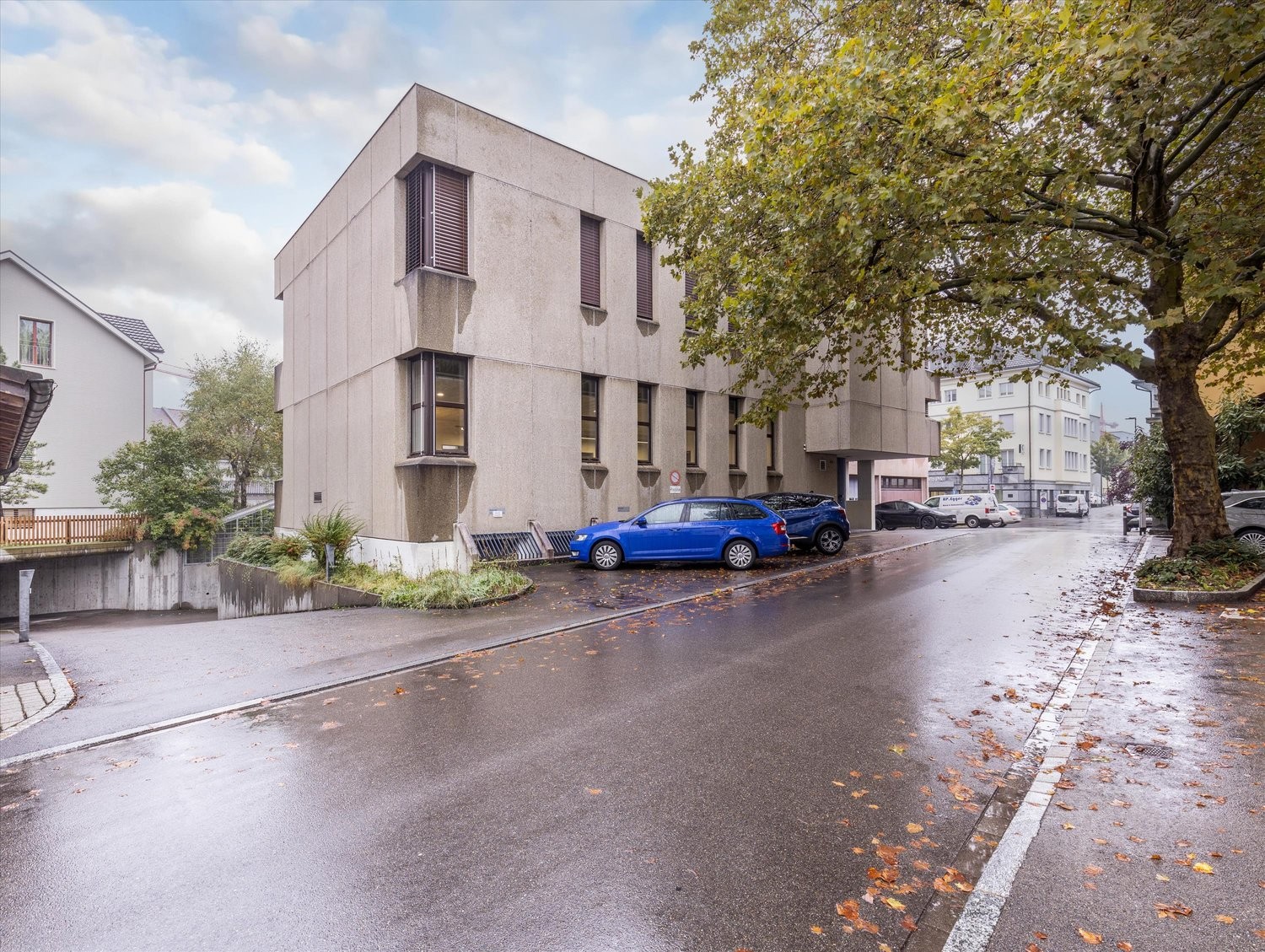 175m² commercial, photo 3 of 8