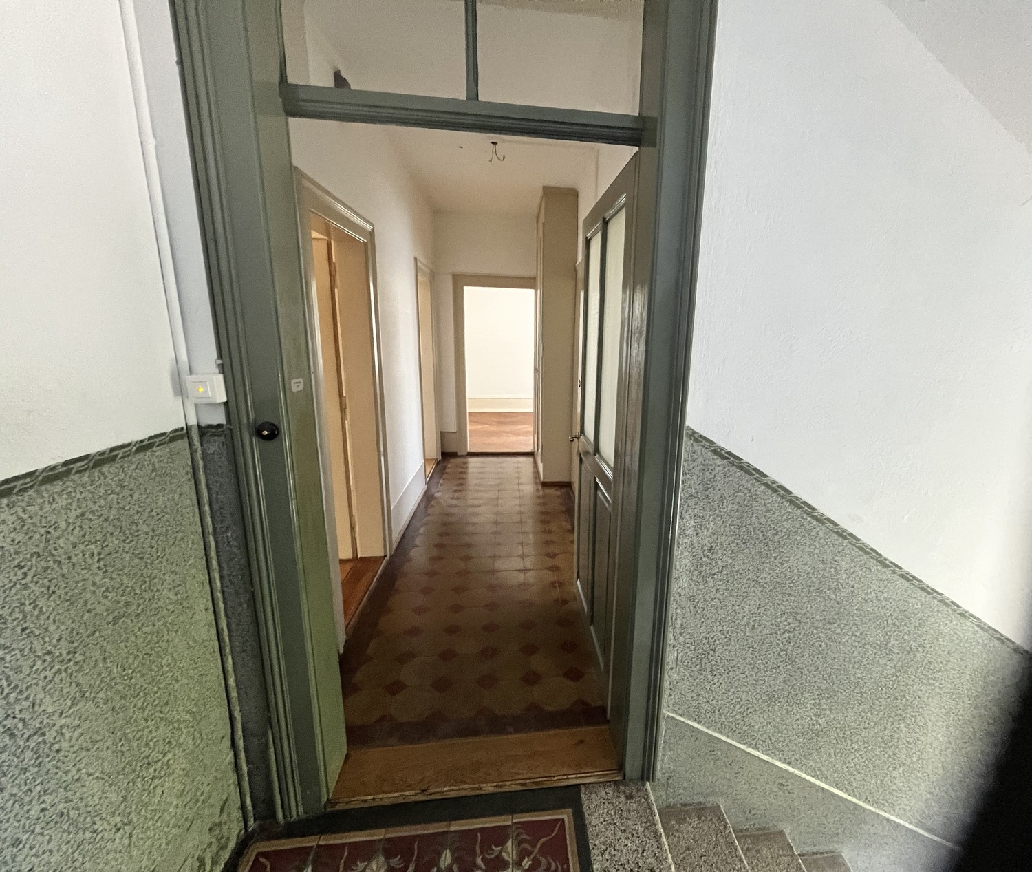 3 rooms apartment, photo 1 of 8