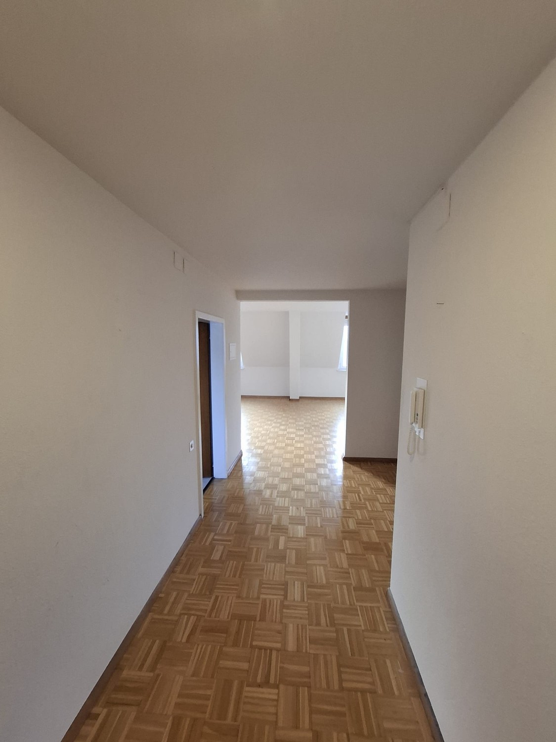 3 ½ rooms apartment, photo 8 of 10