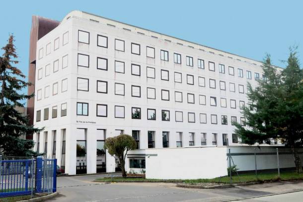 400m² office