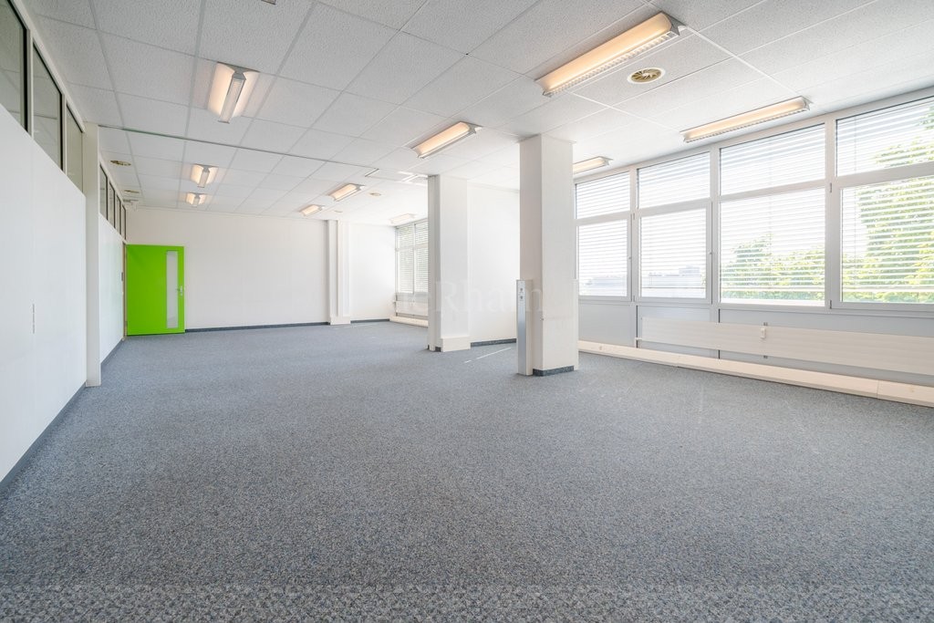 551m² office, photo 4 of 10
