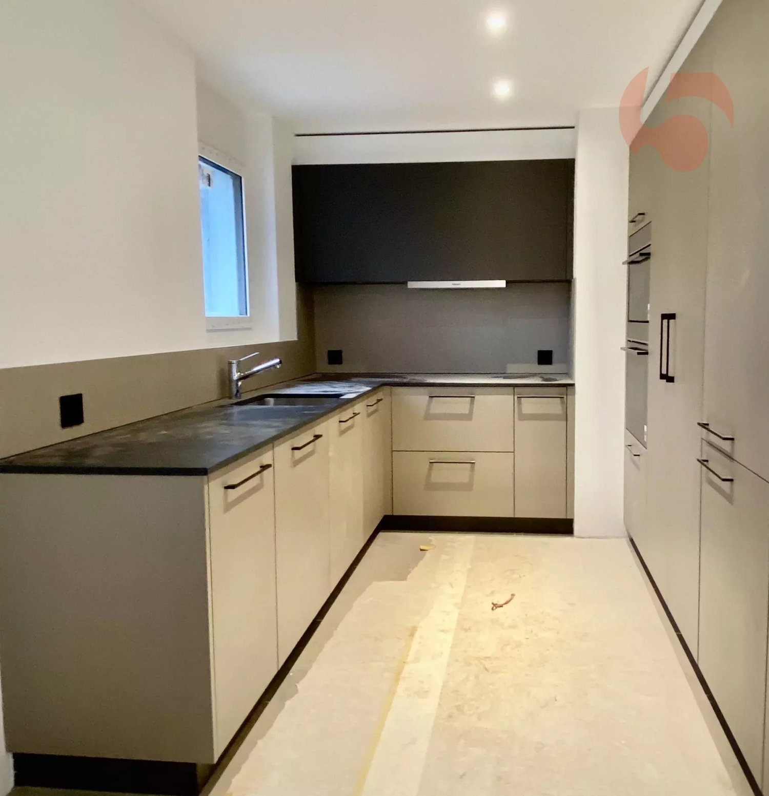 3 ½ rooms apartment, photo 4 of 10