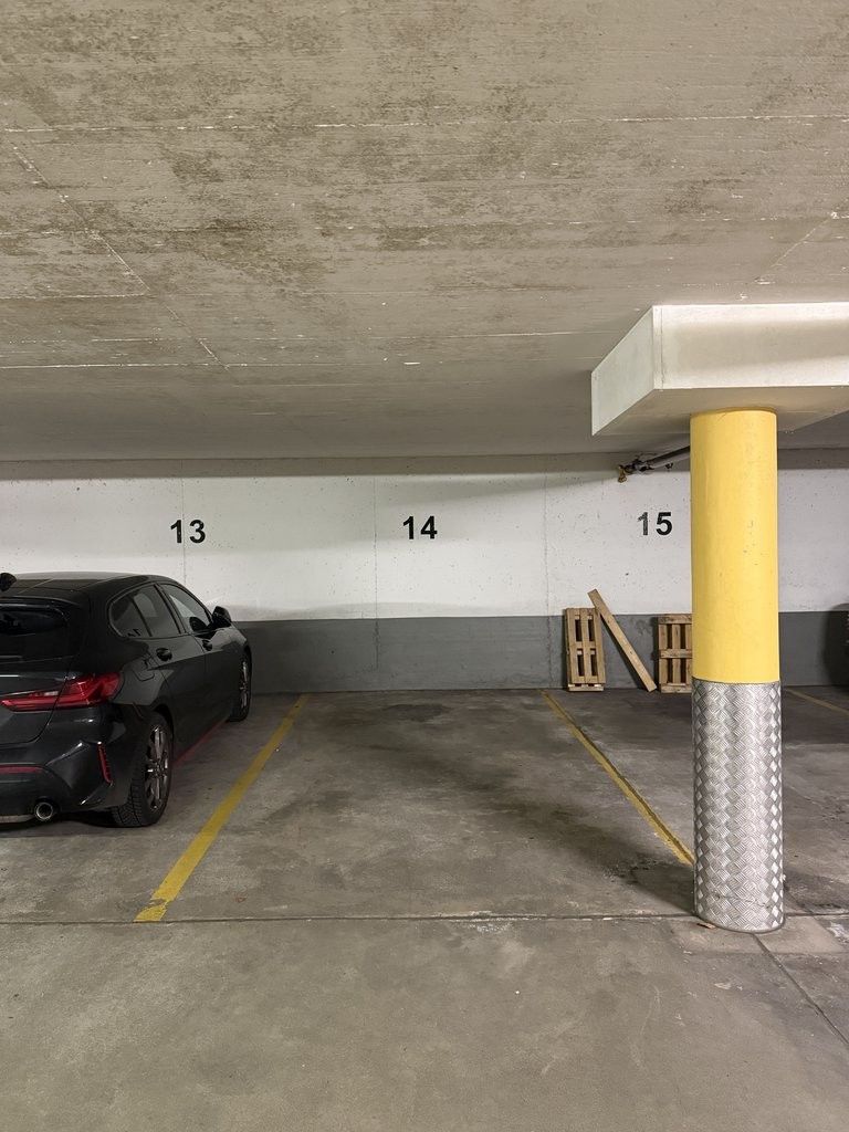 Underground slot, photo 4 of 5
