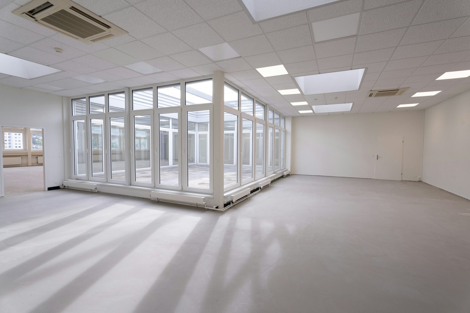 515m² office, photo 6 of 10