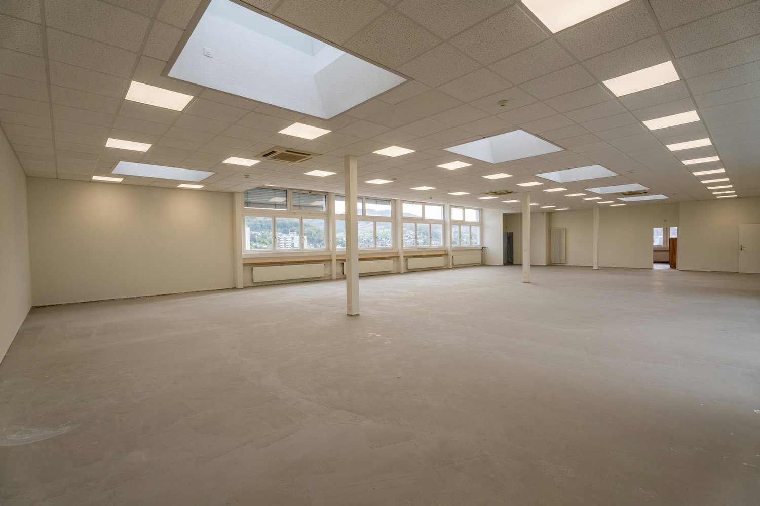 515m² office, photo 4 of 10