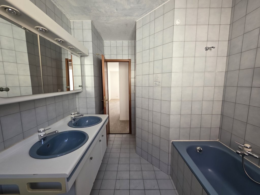 4 rooms apartment, photo 3 of 7