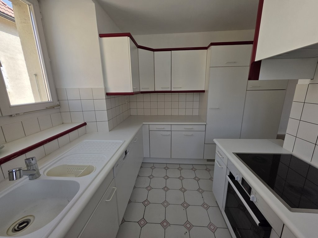 4 rooms apartment, photo 1 of 7