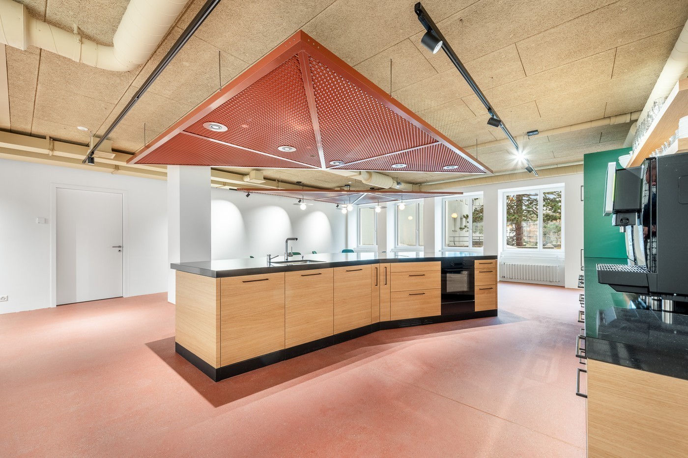585-585m² cellar compartment, photo 6 of 10