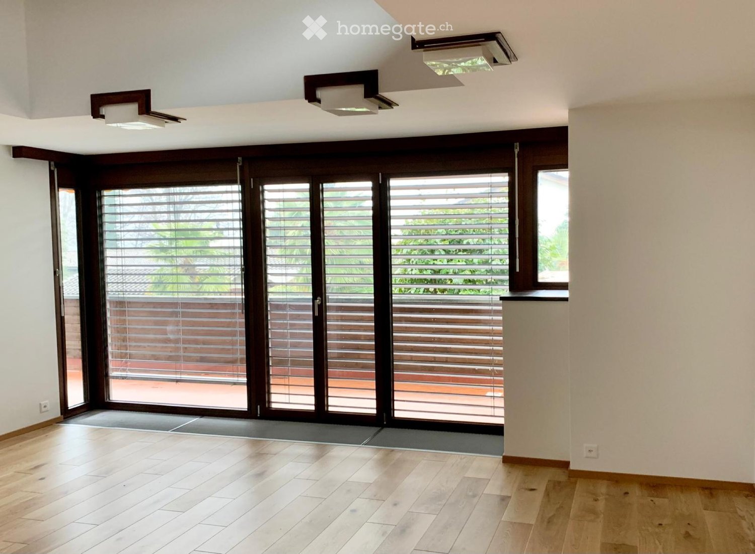 6 rooms apartment