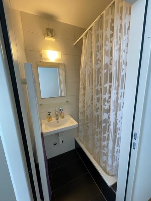 1 room apartment, photo 7 of 8